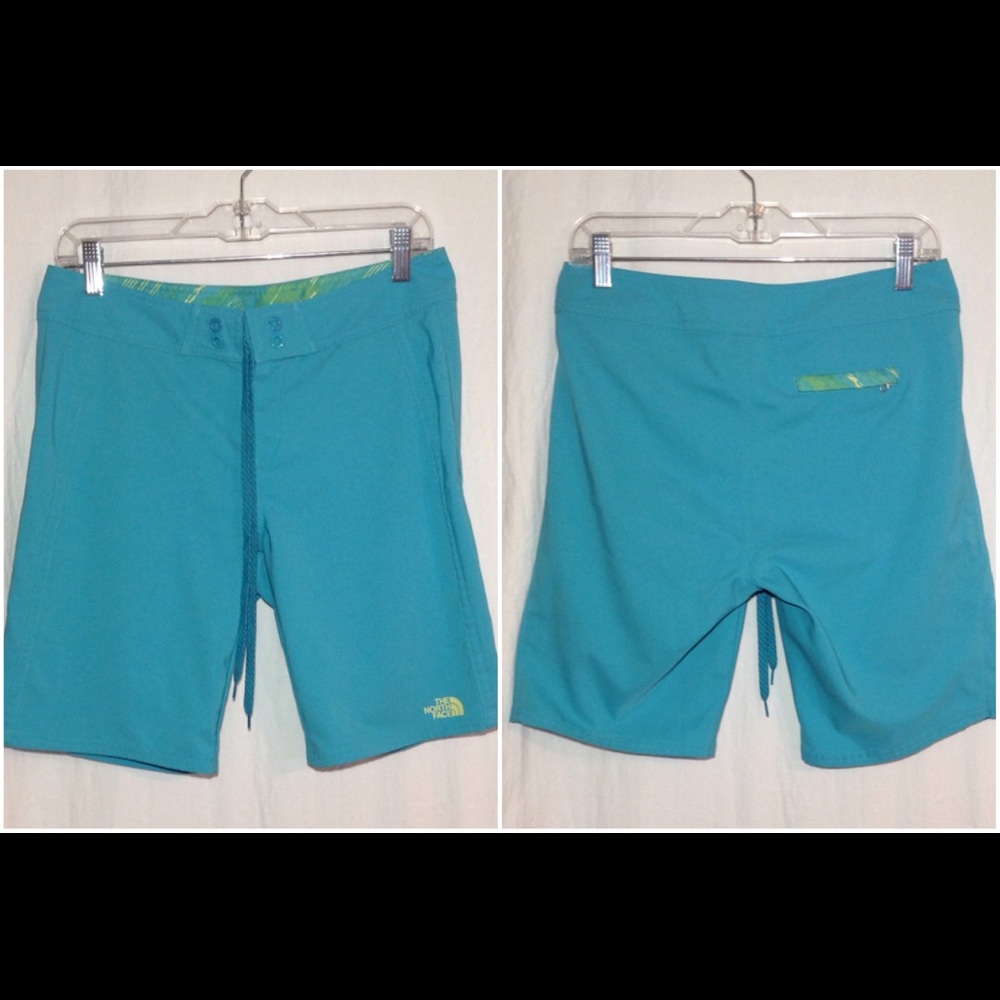 Women's Sz 6 The North Face Casual Shorts